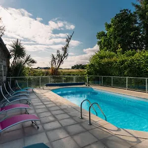 Hotel Kastell Dinec'h