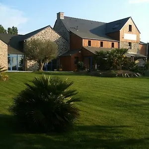 Domaine De La Barbinais Hotel